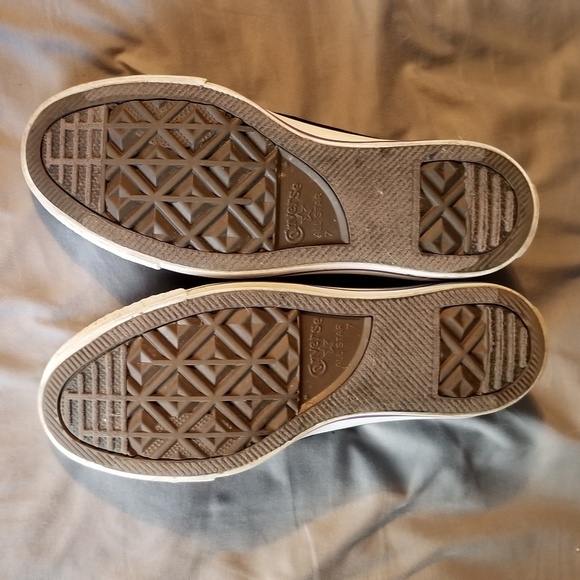 🔥Converse chucks🔥 - Picture 5 of 6